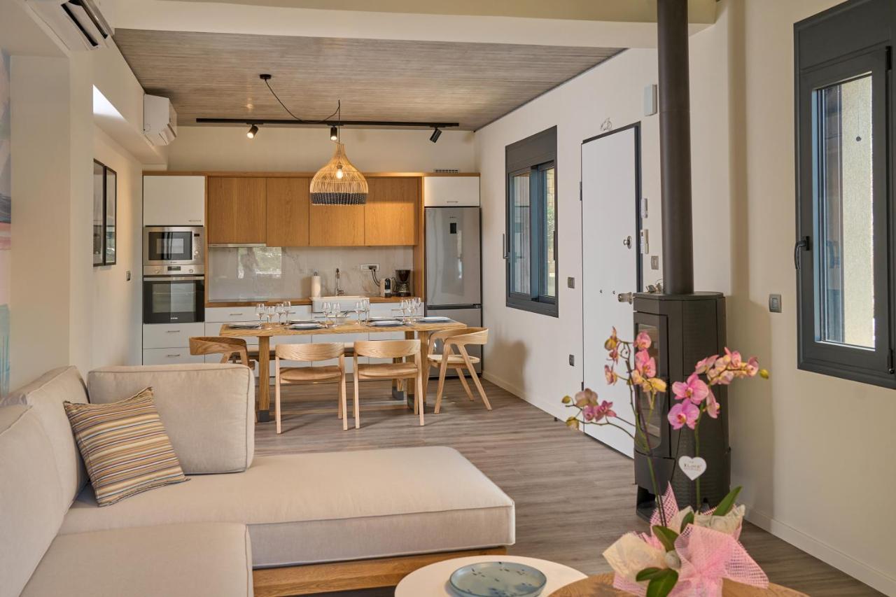 Into The Blue Suites Arkadiko Chorio Exterior photo