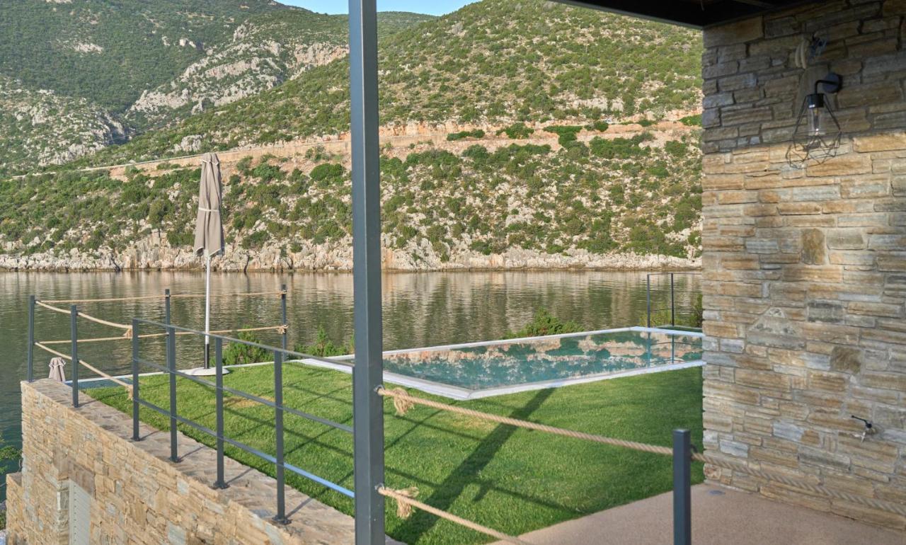 Into The Blue Suites Arkadiko Chorio Exterior photo