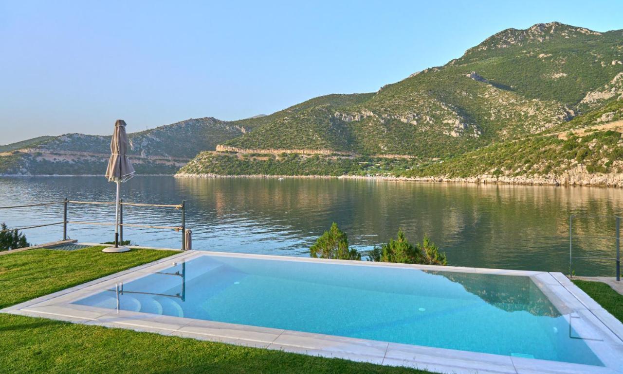 Into The Blue Suites Arkadiko Chorio Exterior photo